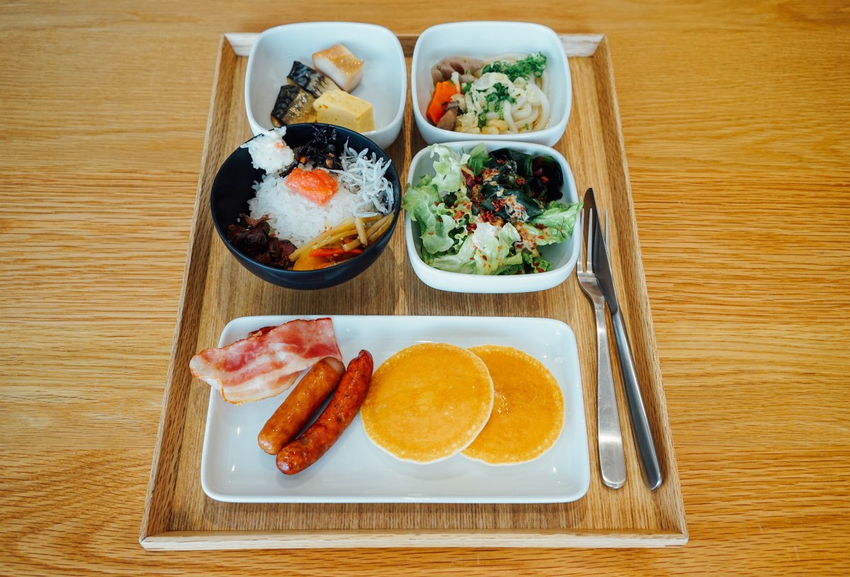 muji-hotel-ginza-breakfast