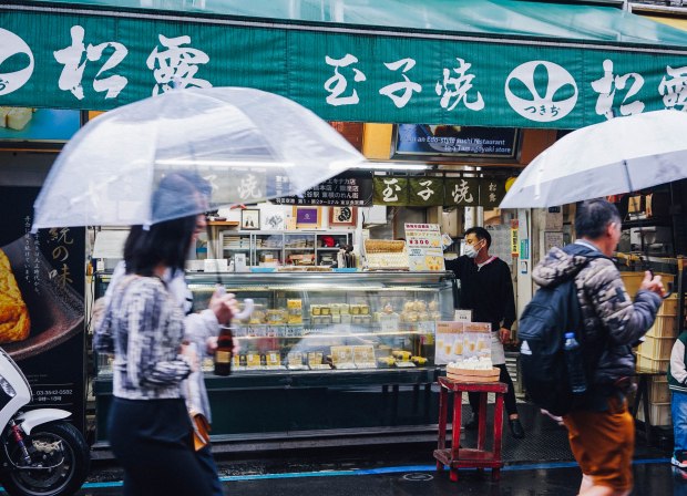 tsukiji-outer-market-shouro