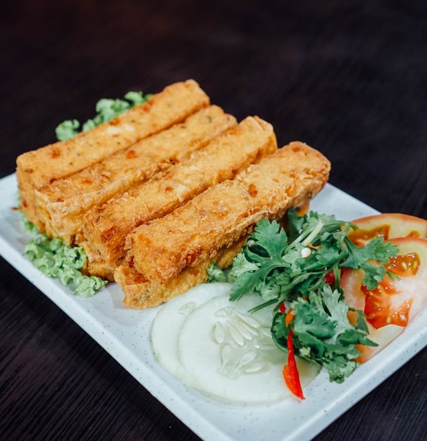 he-ping-claypot-rice-deep-fried-seafood-beancurd