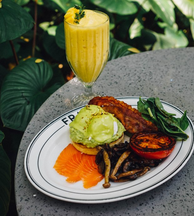 frans-brunch-and-greens-frans-avocado-breakfast