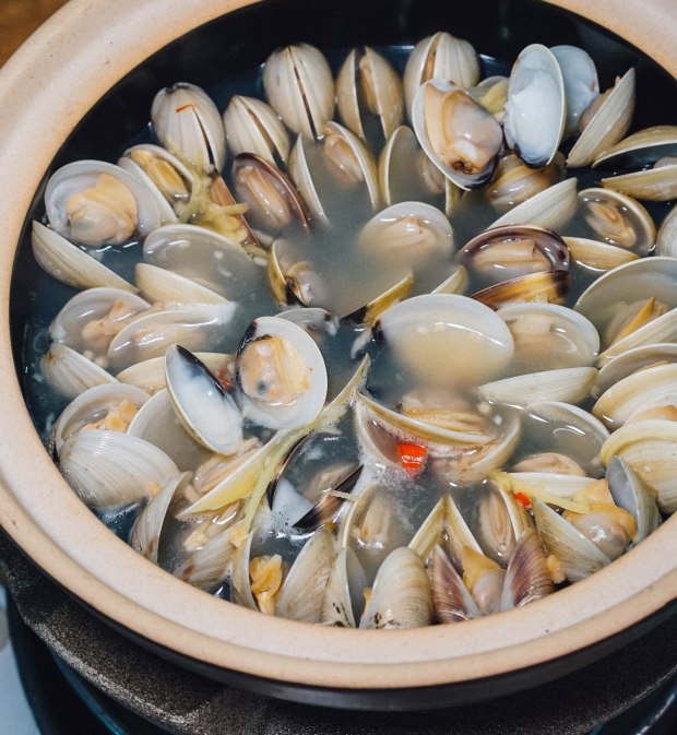 hae-prawn-claypot-lala-broth