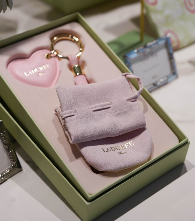 laudree-singapore-popup-merch-2