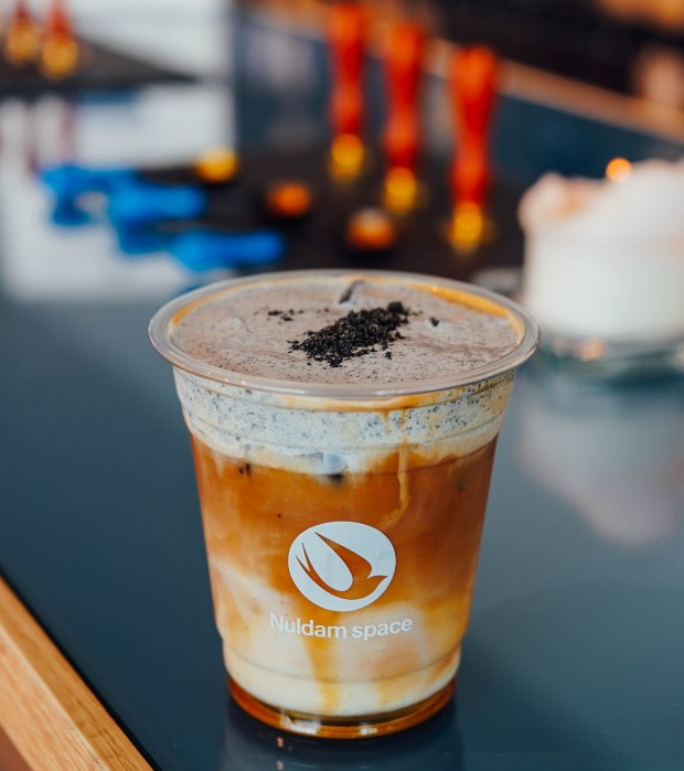 nuldam-space-singapore-Vegan-Nuldam-Black-Sesame-Cream-Latte